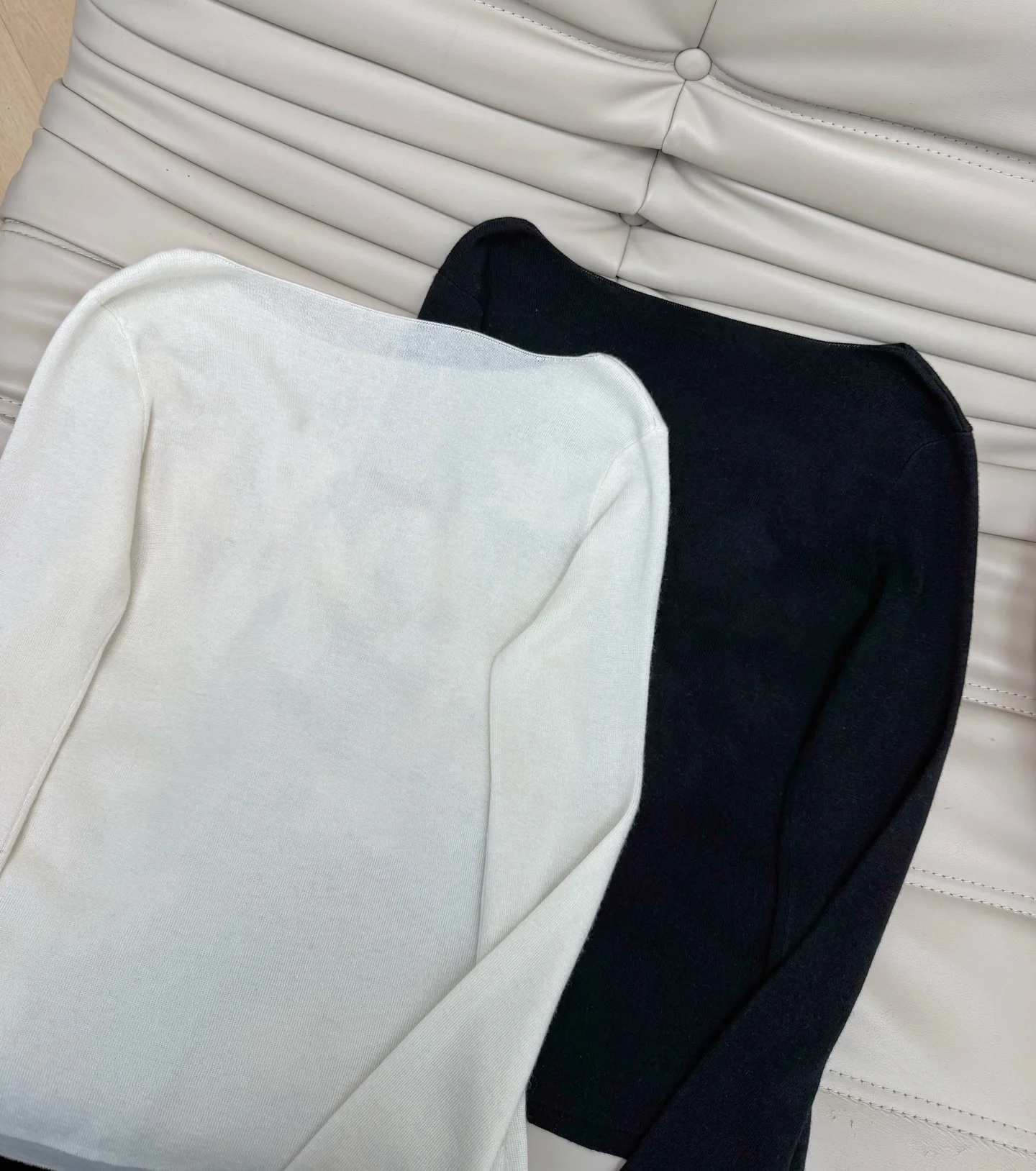 Uncategorized Sweaters Knit White-Black S-M-L B20202609060256 - Image 9