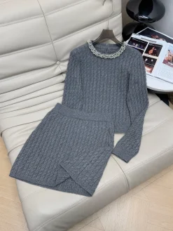 Uncategorized Sweaters Wool Gray-White S-L D30202609060259