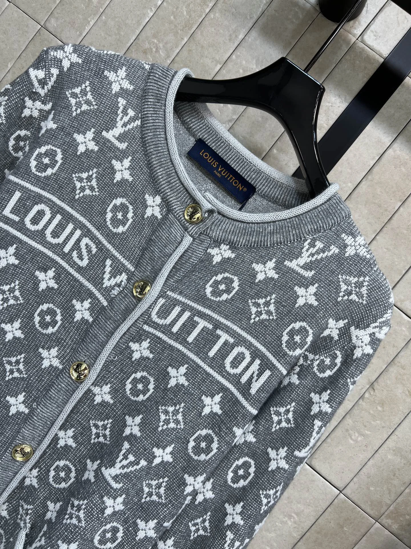 Uncategorized Sweaters Wool Knit Gray-Dark Gray S_M_L B15202609061616 - Image 2