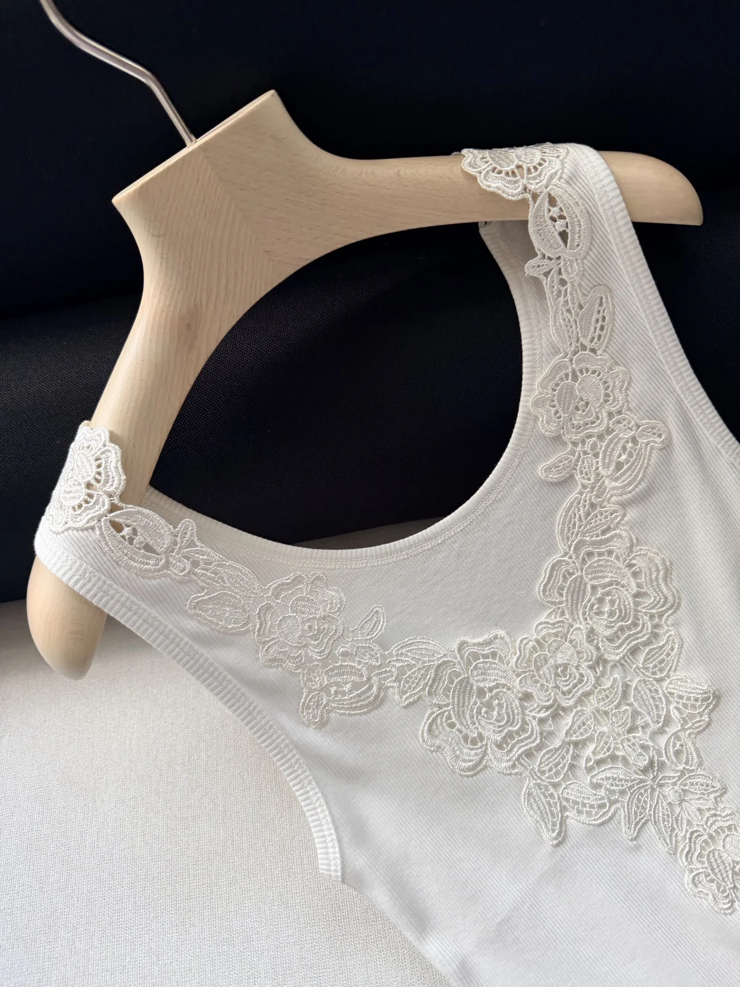 Uncategorized Vests White S-L B55202609062355 - Image 3