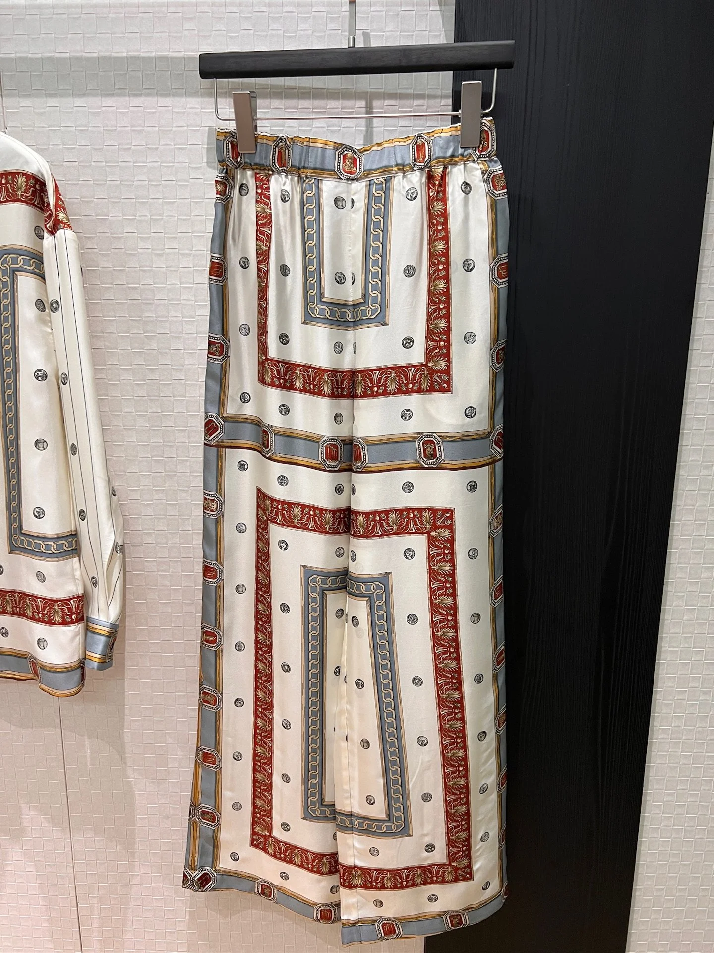 VERSACE Skirts White-Red-Gray S-L C90202609062805 - Image 5