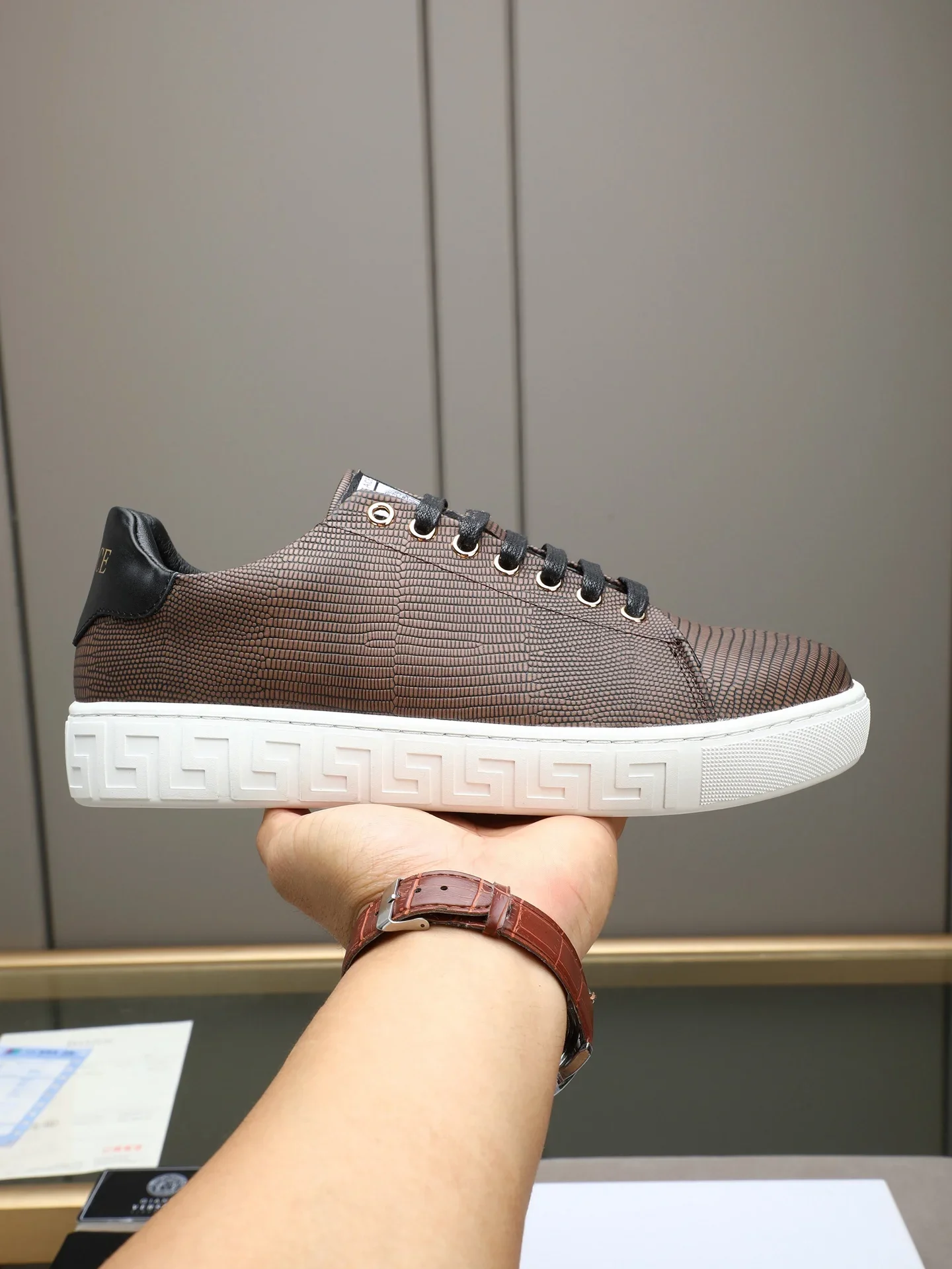 VERSACE Sneakers Calfskin Leather Brown-Black EU38-44 B10202609112038