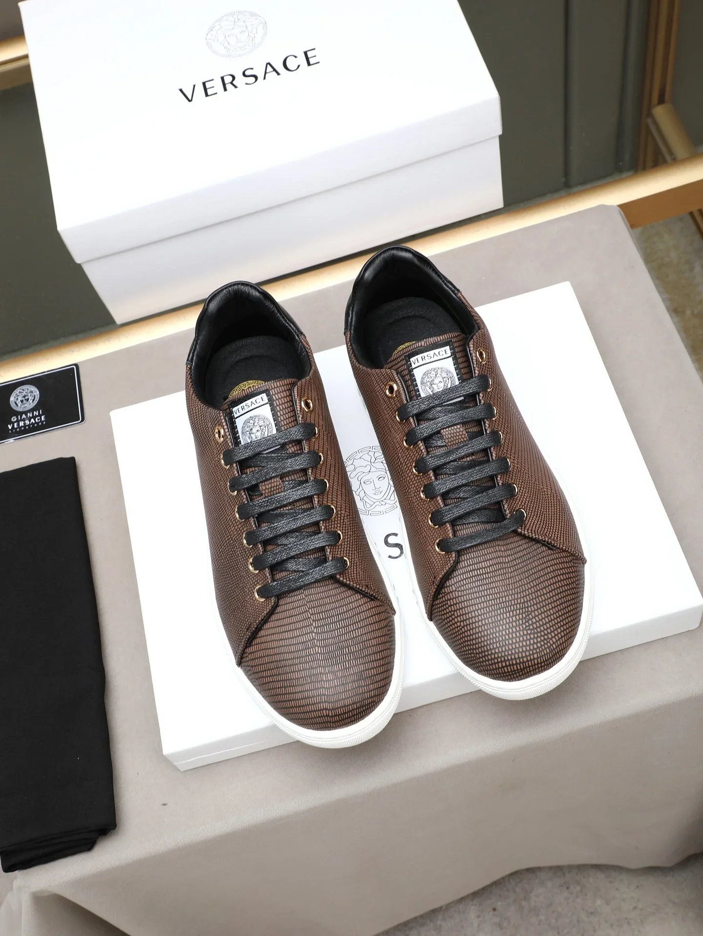 VERSACE Sneakers Calfskin Leather Brown-Black EU38-44 B10202609112038 - Image 7