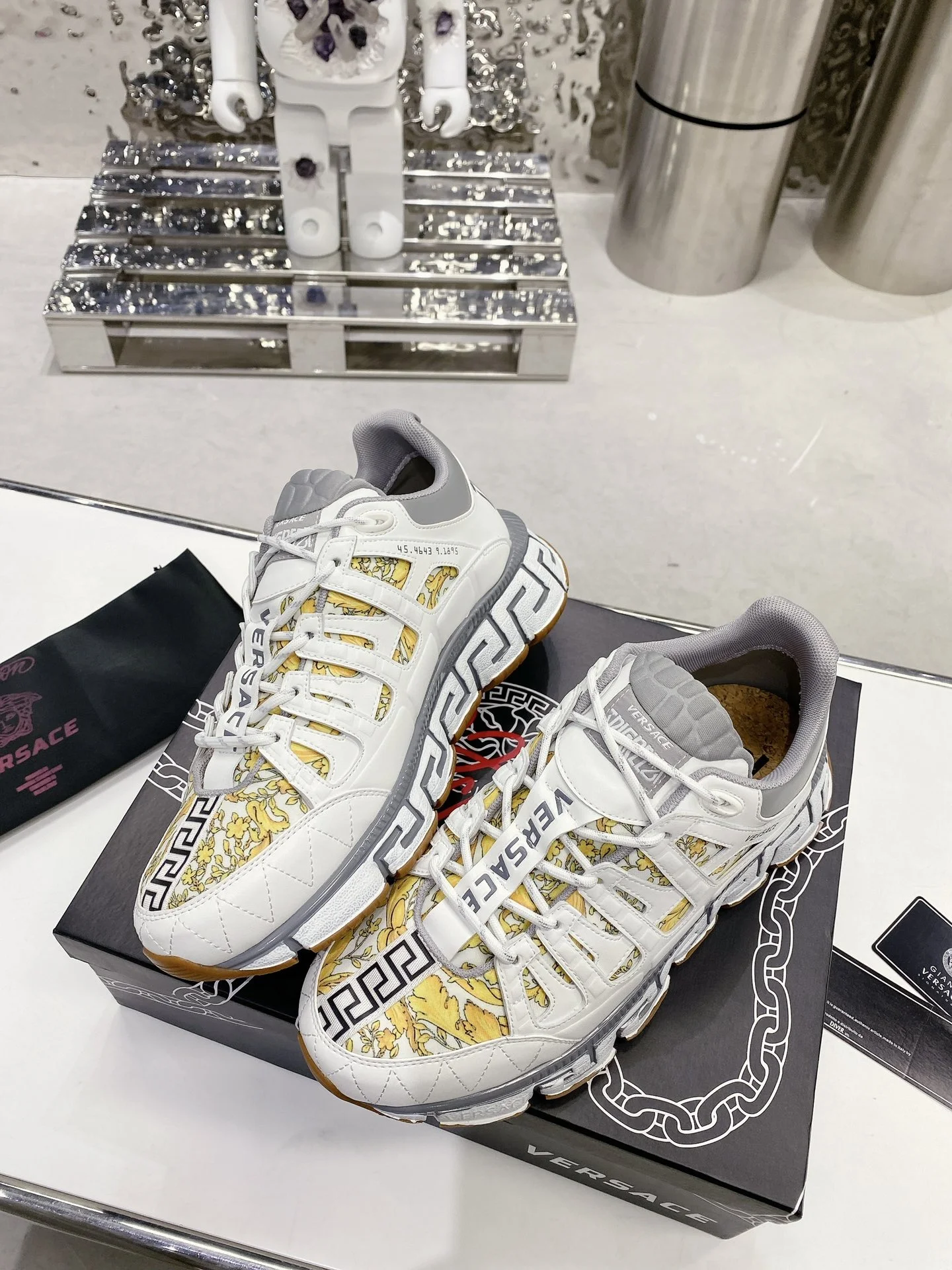 VERSACE Sneakers Cow Leather White-Gold EU35-46 B90202609111918 - Image 4