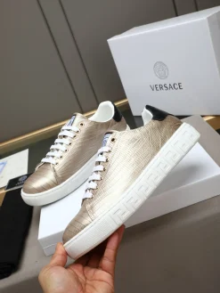 Alternative view of VERSACE Sneakers Gold-Black B10202609112040