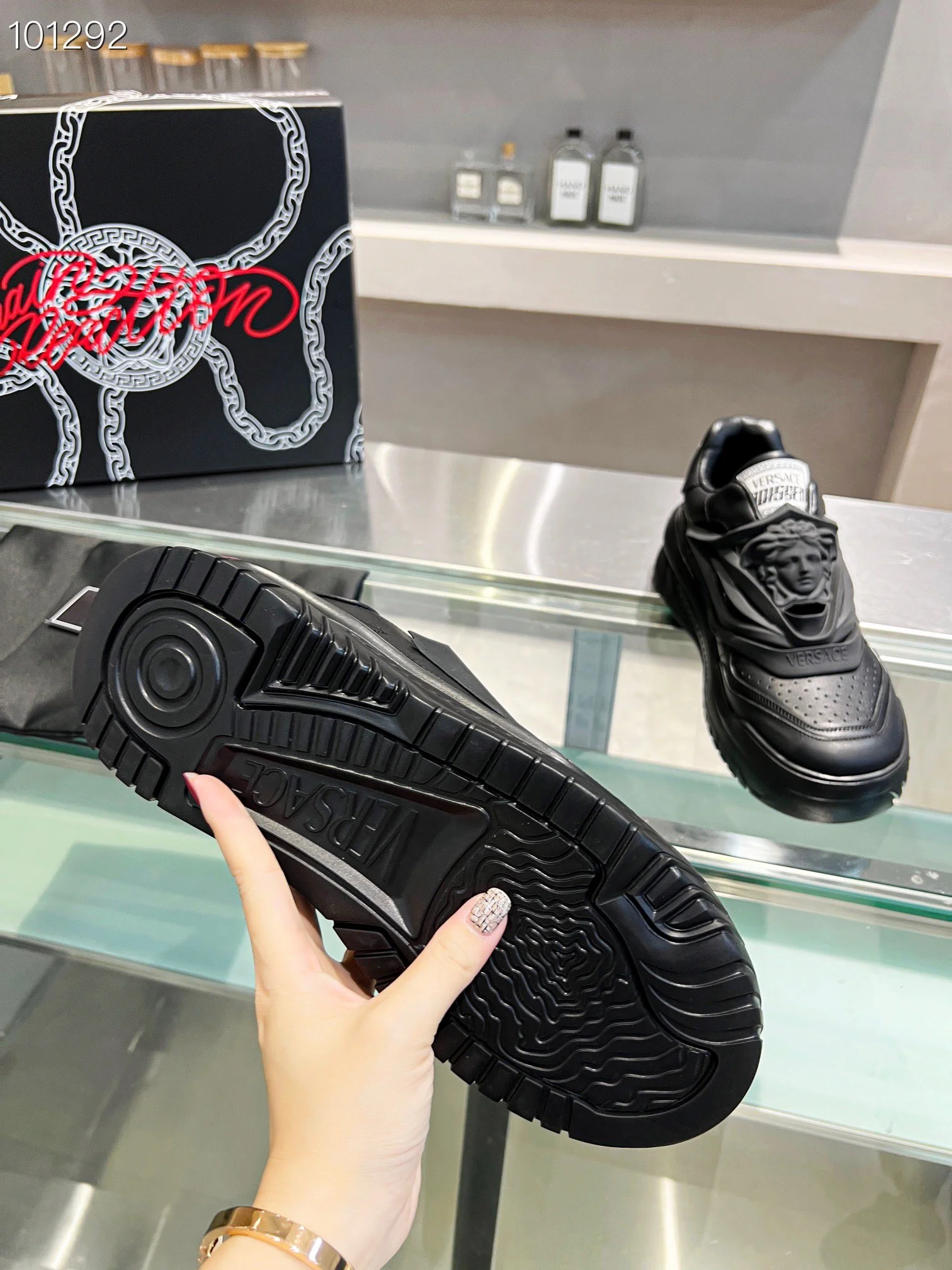 VERSACE Sneakers Leather Black EU35-46 B90202609111931 - Image 3