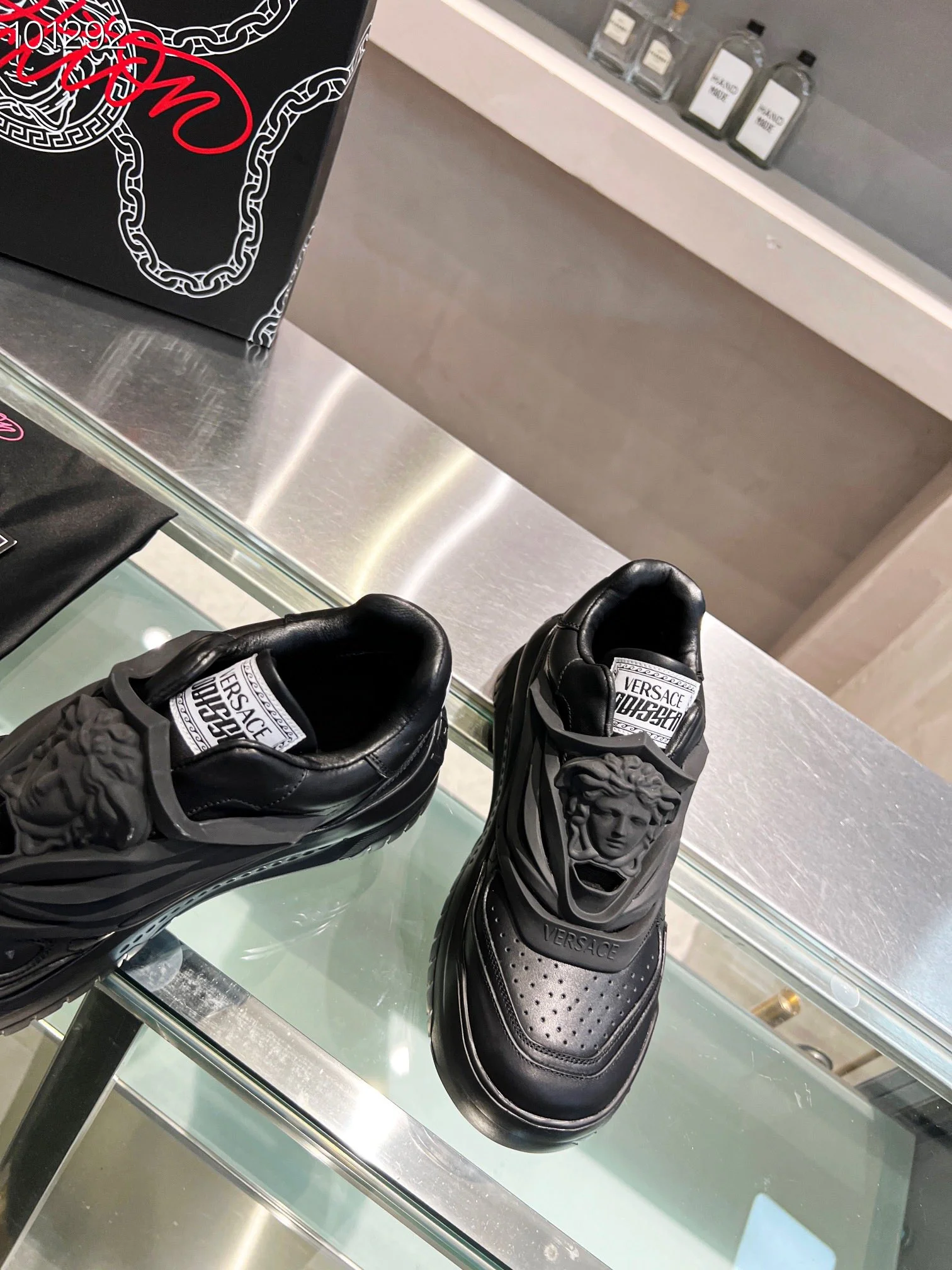 VERSACE Sneakers Leather Black EU35-46 B90202609111931 - Image 9