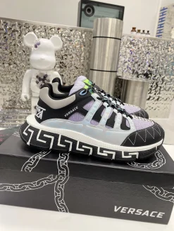 VERSACE Sneakers Leather Black-Purple EU35-46 B90202609111913