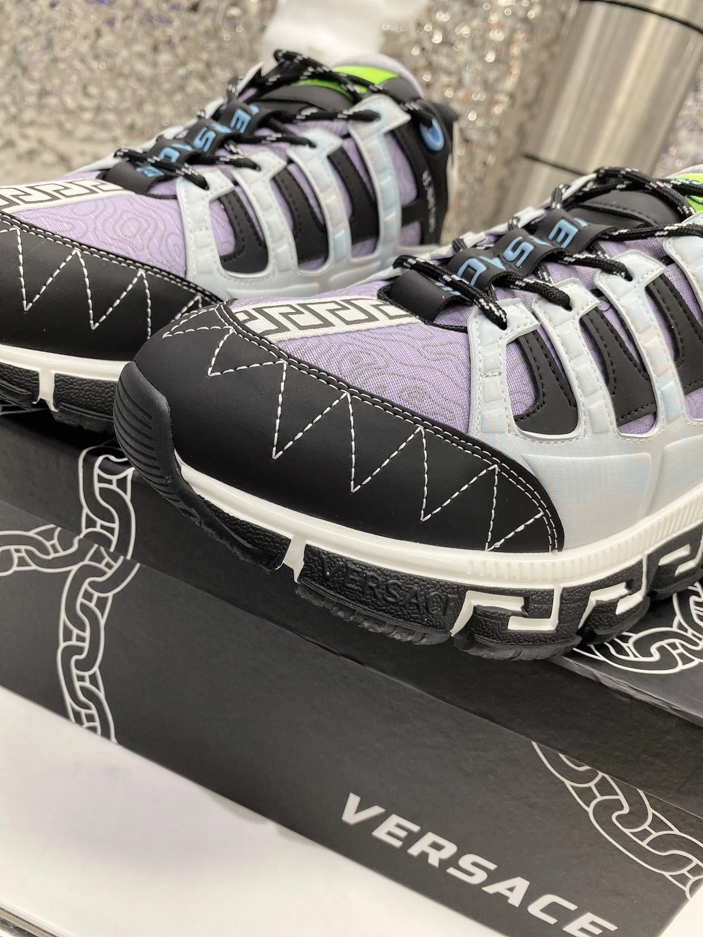 VERSACE Sneakers Leather Black-Purple EU35-46 B90202609111913 - Image 7