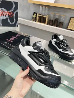 VERSACE Sneakers Leather Black-White EU35-46 B90202609111932
