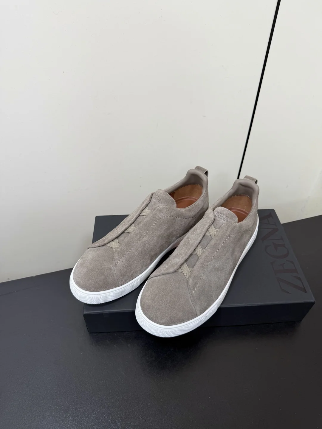 ZEGNA Sneakers Calf Leather Grey-White EU39-46 C50202609110782 - Image 3