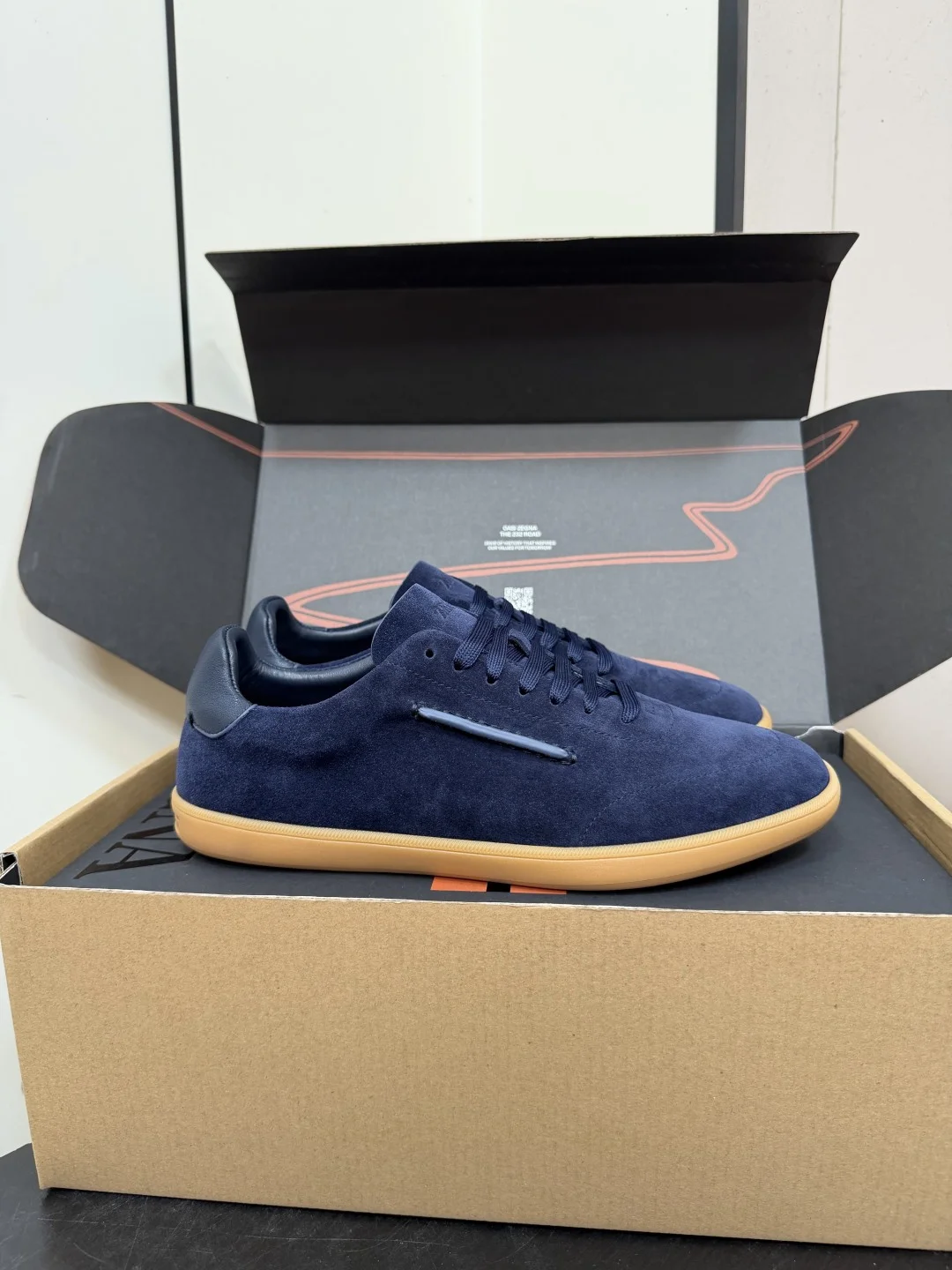 ZEGNA Sneakers Suede Calfskin Blue-Tan EU39-47 C20202609110778 - Image 4