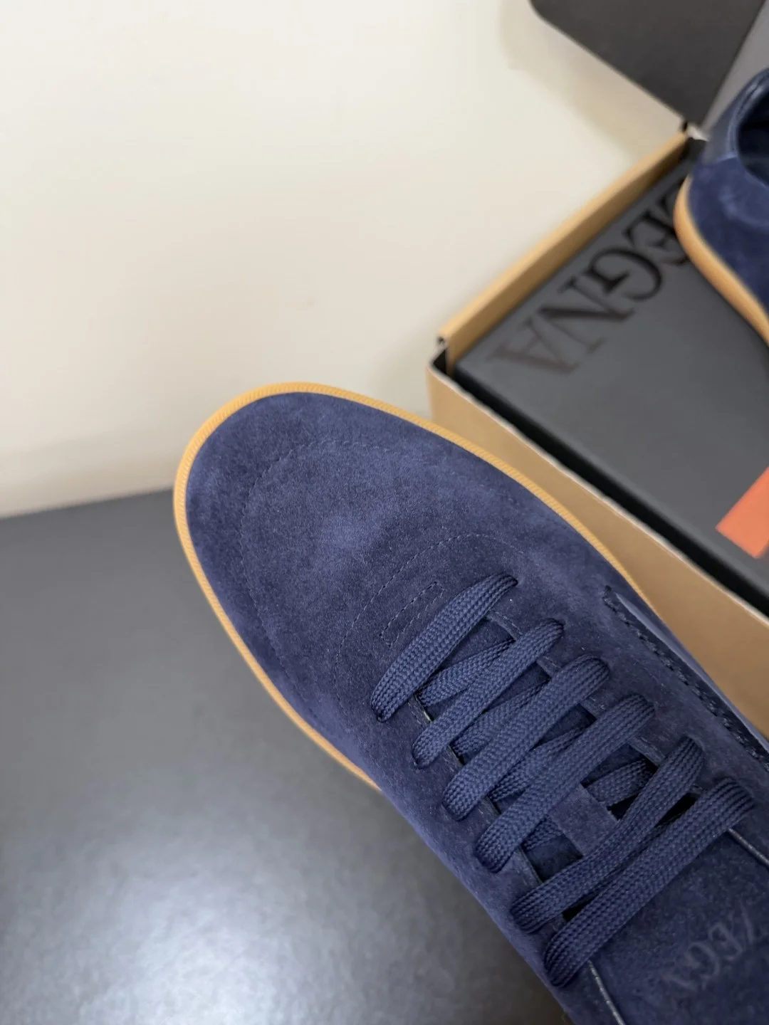 ZEGNA Sneakers Suede Calfskin Blue-Tan EU39-47 C20202609110778 - Image 6
