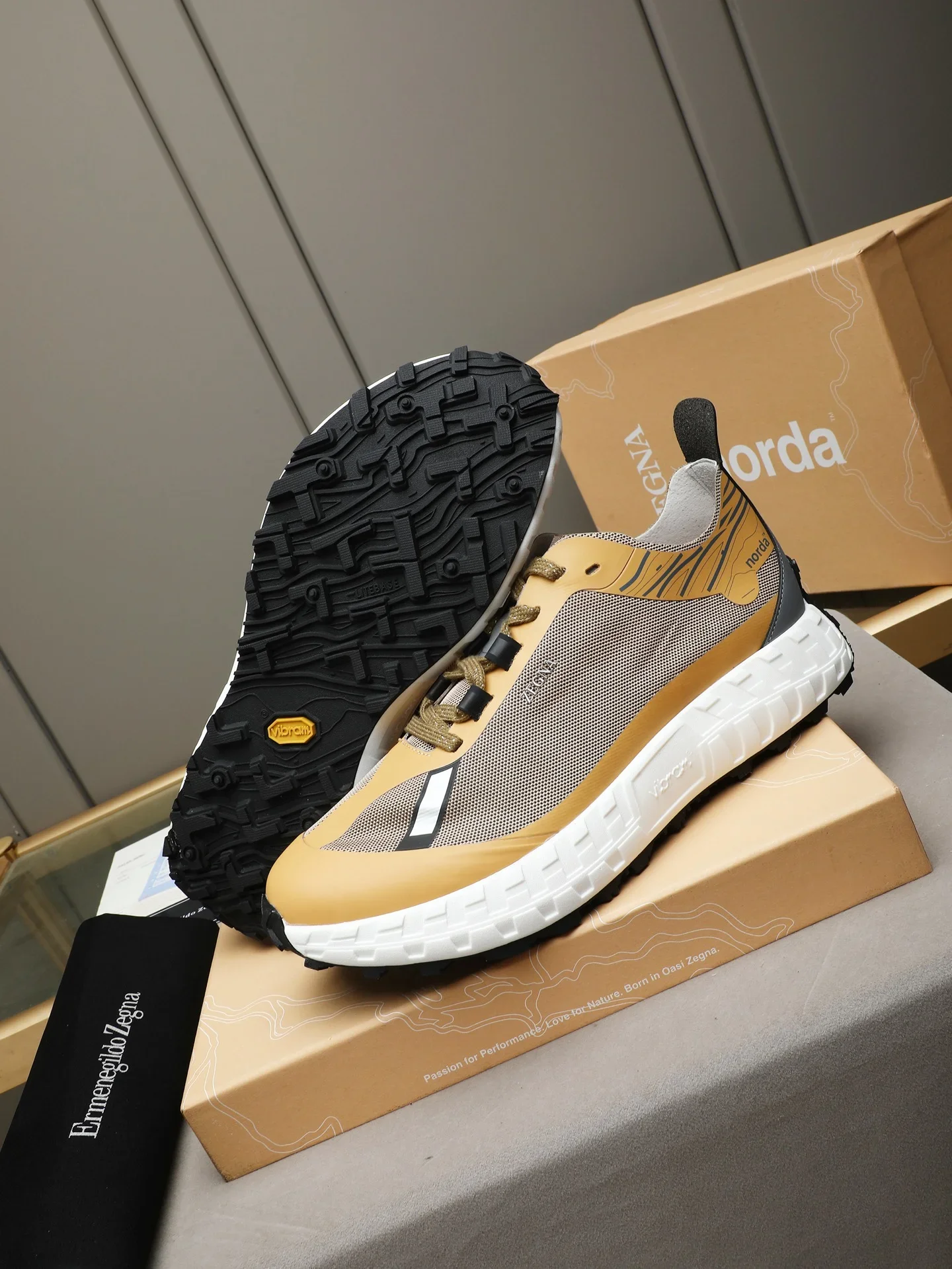 ZEGNA Sneakers Tan-White EU39-44 B80202609112041 - Image 3